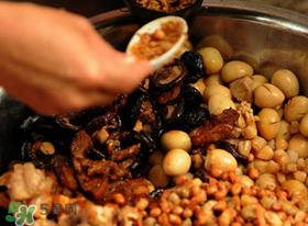 包棕子要在糯米中放鹽嗎？包粽子一斤糯米加多少鹽？