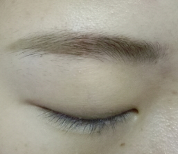 眉膠好還是染眉膏好用？眉膠和染眉膏區(qū)別