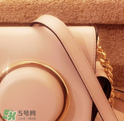 mk相機包真假怎么分辨？michael kors相機包真假鑒定