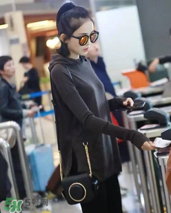 mk相機包哪個顏色好看？michael kors相機包有幾種顏色？