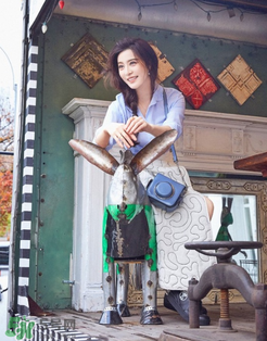 mk相機包哪個顏色好看？michael kors相機包有幾種顏色？