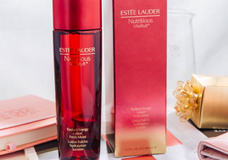 雅詩蘭黛紅石榴水清爽型和滋潤型區(qū)別_對(duì)比圖