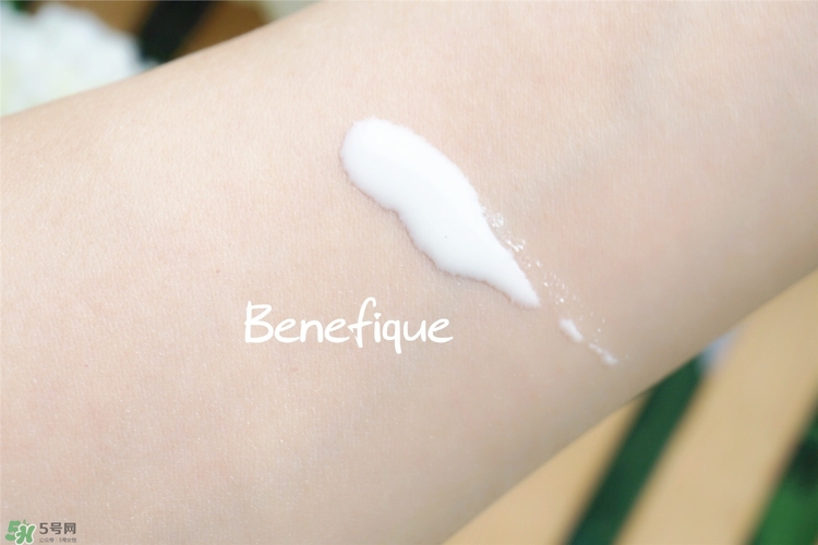 夏季干皮面部防曬推薦 干皮臉部防曬哪款好 夏季干皮面部防曬推薦 干皮臉部防曬哪款好