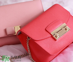 furla小方包尺寸多大？芙拉小方包有幾種尺寸？