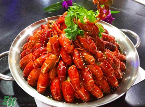 油燜大蝦為什么要放啤酒？做油燜大蝦啤酒什么時候放?