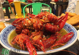 杏和龍蝦能一起吃嗎？杏可以和小龍蝦一塊吃嗎？