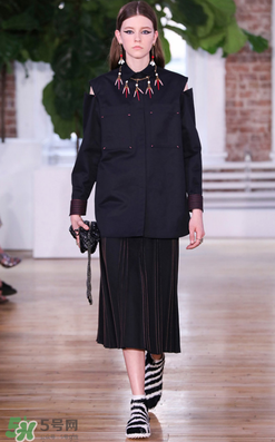 valentino華倫天奴2018早春女裝款式有哪些_好看嗎？