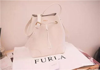 furla水桶包正品多少錢(qián)？芙拉水桶包專(zhuān)柜價(jià)格