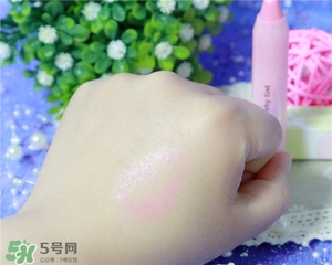 倩碧蠟筆小胖唇膏筆多少錢(qián)_專(zhuān)柜價(jià)格