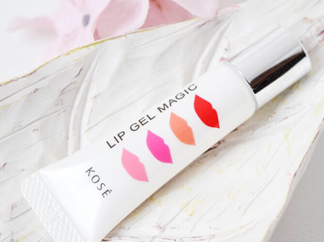 夏天用什么化妝品不脫妝 有沒(méi)有不脫妝的化妝品