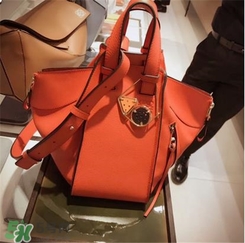 loewe hammock尺寸多大？羅意威吊床包有幾個(gè)尺寸？