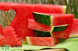 無(wú)籽西瓜多少錢一斤？無(wú)籽西瓜怎么挑？