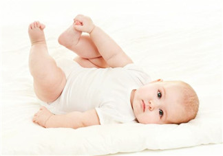 寶寶坐不穩(wěn)的原因 寶寶為什么會坐不穩(wěn)呢？