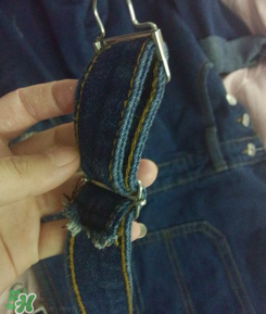 背帶褲的扣子怎么裝？背帶褲扣子安裝步驟圖