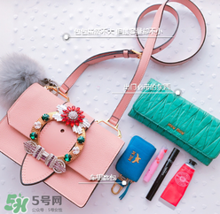 miumiu miulady尺寸多大？miulady寶石包尺寸介紹