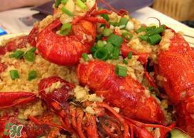 蒜蓉龍蝦怎么做好吃？蒜蓉龍蝦怎么燒？