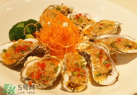 烤生蠔的蒜蓉怎么做？烤生蠔蒜蓉調(diào)制秘方