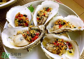 烤生蠔的蒜蓉怎么做？烤生蠔蒜蓉調(diào)制秘方