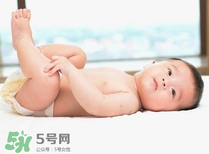 夏天寶寶出生該準(zhǔn)備什么？夏季待產(chǎn)包的特點