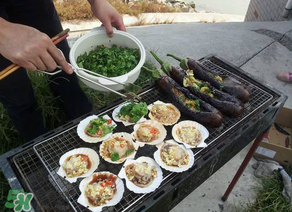 烤扇貝的汁怎么調(diào)？烤扇貝生蠔的澆汁做法