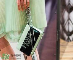 prada普拉達(dá)2018早春系列包包款式有哪些_好看嗎？