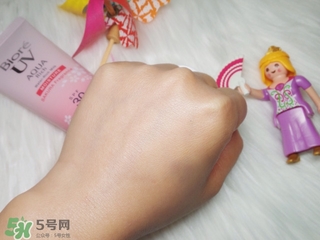 碧柔櫻花防曬霜多少錢？碧柔櫻花防曬霜專柜價格