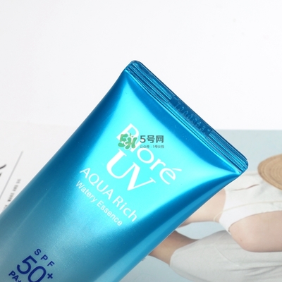 碧柔藍(lán)管防曬黑嗎？碧柔藍(lán)管是物理防曬嗎？