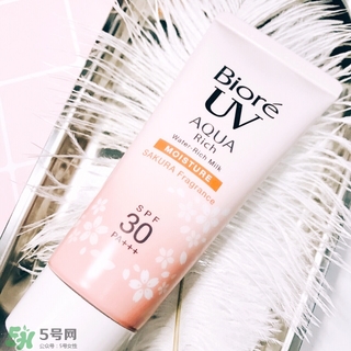 碧柔櫻花防曬霜怎么樣？碧柔櫻花防曬霜好用嗎？