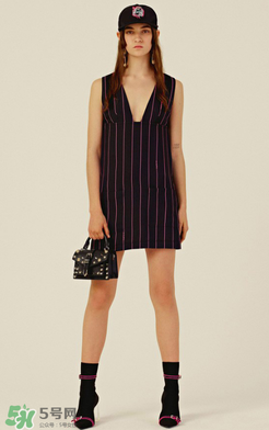 versus versace2018早春度假系列衣服款式有哪些_好看嗎？