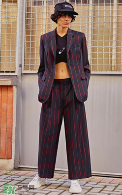 versus versace2018早春度假系列衣服款式有哪些_好看嗎？