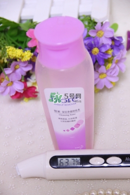 碧柔卸妝水和卸妝乳哪個好？碧柔卸妝水和卸妝乳選擇