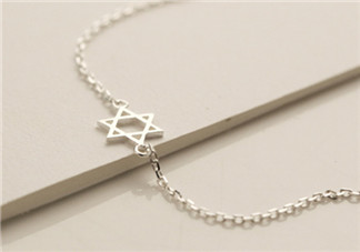 鎖骨鏈適合什么人戴？什么人適合戴鎖骨鏈？