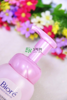 碧柔卸妝水和卸妝乳哪個好？碧柔卸妝水和卸妝乳選擇