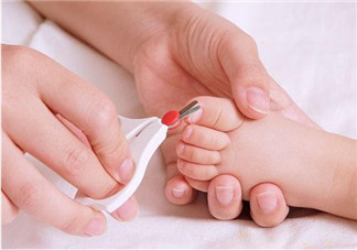 寶寶指甲用什么剪？寶寶剪指甲需要專門的工具嗎？