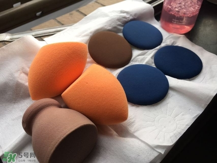 ukiss悠珂思粉撲清洗劑怎么用？悠珂思粉撲清洗劑使用方法