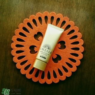 安耐曬金色軟管怎么樣？安耐曬金色軟管怎么用？