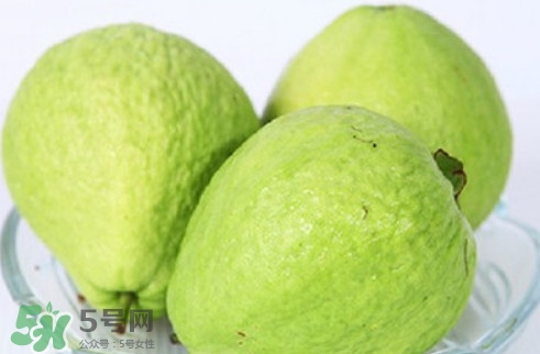 番石榴中間的籽能吃嗎？番石榴里面的籽能吃嗎