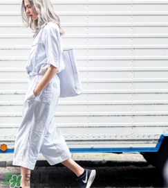 七分闊腿褲怎么搭配衣服？七分闊腿褲配什么上衣？