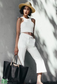 七分闊腿褲怎么搭配衣服？七分闊腿褲配什么上衣？