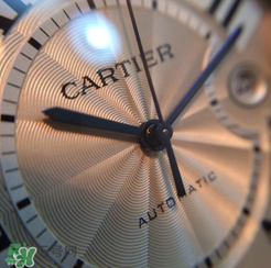 卡地亞藍(lán)氣球手表多少錢？卡地亞藍(lán)氣球?qū)９駜r(jià)格