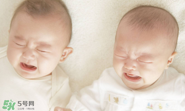 嬰兒吃藥可以混在奶粉里面吃嗎？嬰兒吃藥怎么吃？