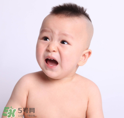 嬰兒吃藥嗆到了怎么辦？怎么喂藥才不會嗆到寶寶？