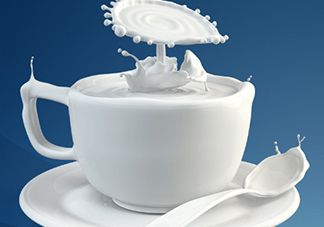 胃脹氣可以喝牛奶嗎？胃脹氣喝牛奶會(huì)怎樣？