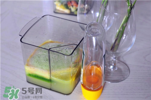 蘆筍可以榨汁嗎？蘆筍可以和什么一起榨汁