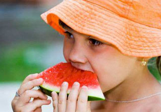 楊梅和西瓜能一起吃嗎？西瓜可以和楊梅一起吃嗎？