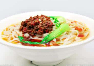 油潑面是哪里的特殊美食？油潑面是什么面