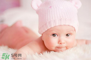 夏季寶寶體溫多少正常？夏季寶寶體溫會偏高嗎？