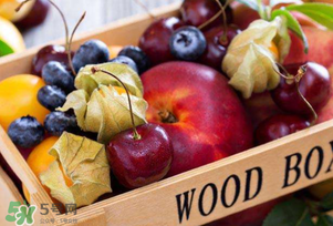 蘋果和藍(lán)莓能一起吃嗎？蘋果和藍(lán)莓干能一起吃嗎？