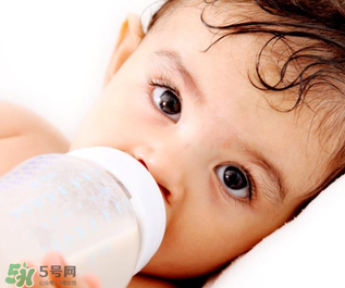 夏季寶寶厭食怎么辦？夏天寶寶不肯吃飯?jiān)趺崔k？