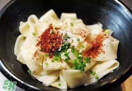 油潑面要過水嗎？油潑面要不要過水？